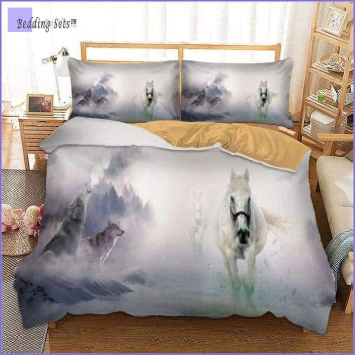 Horse & Wolves Bedding Set