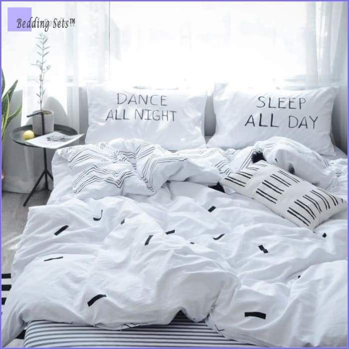 Scandinavian Bedding - Minimalism